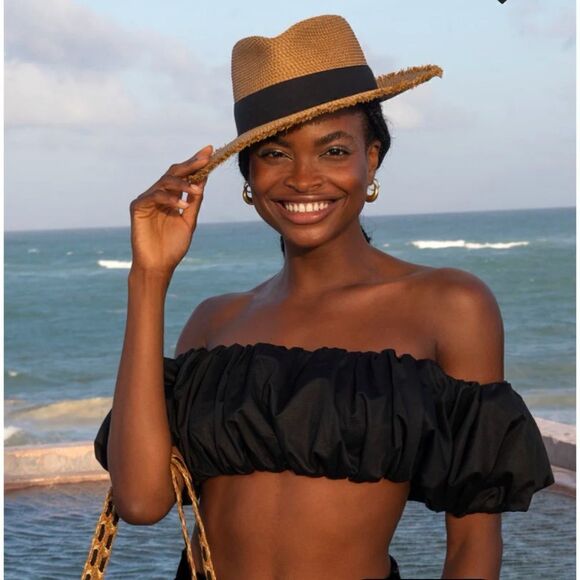 Eric Javits SQUISHEER INSTINCT Hat in Natural/ Black - Picture 6 of 9